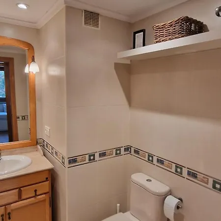 Apartament Balmes 8 - 6 Pax Centrico Y Plaza De Garaje - Vut-4831-as Gijón