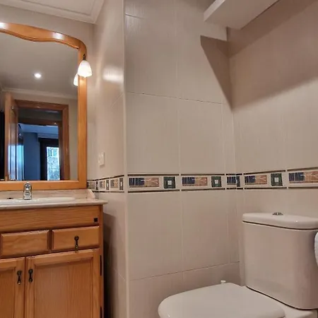 Balmes 8 - 6 Pax Centrico Y Plaza De Garaje - Vut-4831-as Apartament *