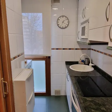 Balmes 8 - 6 Pax Centrico Y Plaza De Garaje - Vut-4831-as Apartament Gijón