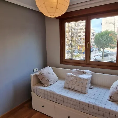 Balmes 8 - 4 Pax Centrico Y Plaza De Garaje - Vut-4831-as * Gijón